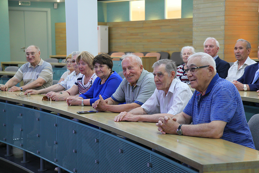 Встреча выпускников Омского политеха: 55 лет спустя Встреча выпускников Омского политеха: 55 лет спустя