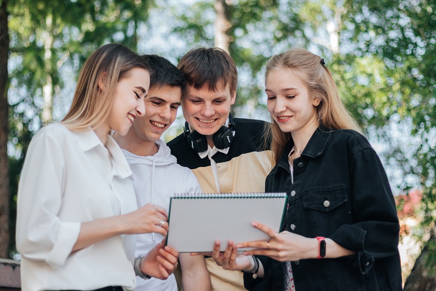 Студенты ОмГТУ получат по 1 миллиону рублей на реализацию своих проектов Студенты ОмГТУ получат по 1 миллиону рублей на реализацию своих проектов