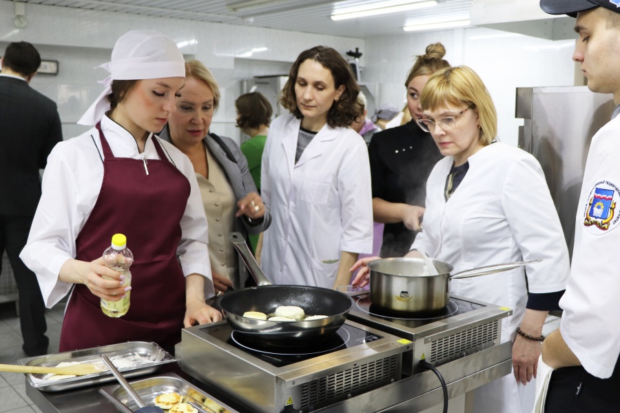 Омский политех будет осуществлять подготовку и переподготовку специалистов в сфере питания Омский политех будет осуществлять подготовку и переподготовку специалистов в сфере питания