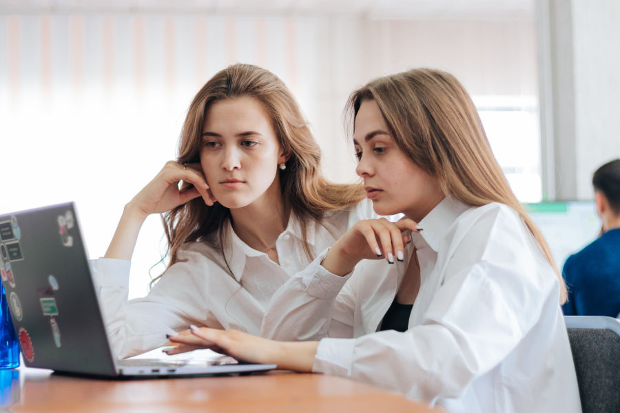 По результатам реализации проекта «Цифровая кафедра» ОмГТУ вошел в ТОП-10 по стране по нескольким показателям По результатам реализации проекта «Цифровая кафедра» ОмГТУ вошел в ТОП-10 по стране по нескольким показателям