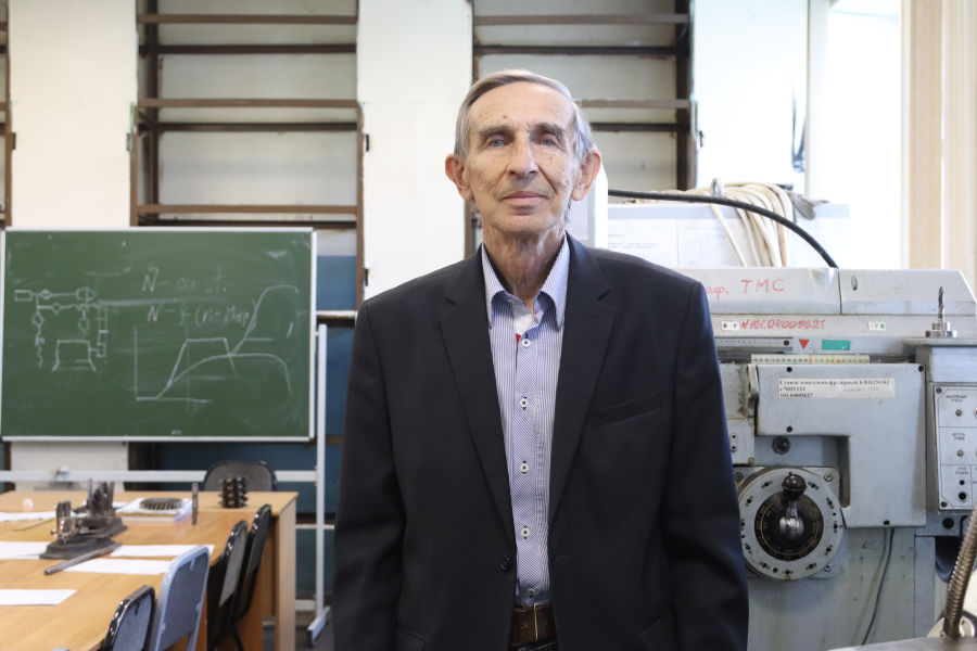 #лицаОмГТУ: о доценте кафедры «Металлорежущие станки и инструменты» Петре Попове #лицаОмГТУ: о доценте кафедры «Металлорежущие станки и инструменты» Петре Попове