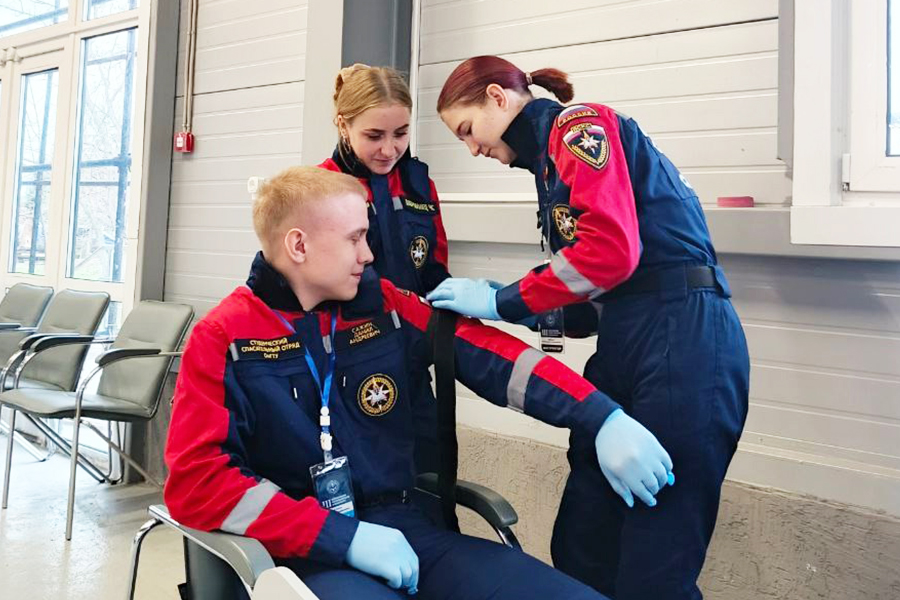 Участники спасательного отряда ОмГТУ прошли подготовку на III Всероссийском форуме волонтеров безопасности Участники спасательного отряда ОмГТУ прошли подготовку на III Всероссийском форуме волонтеров безопасности