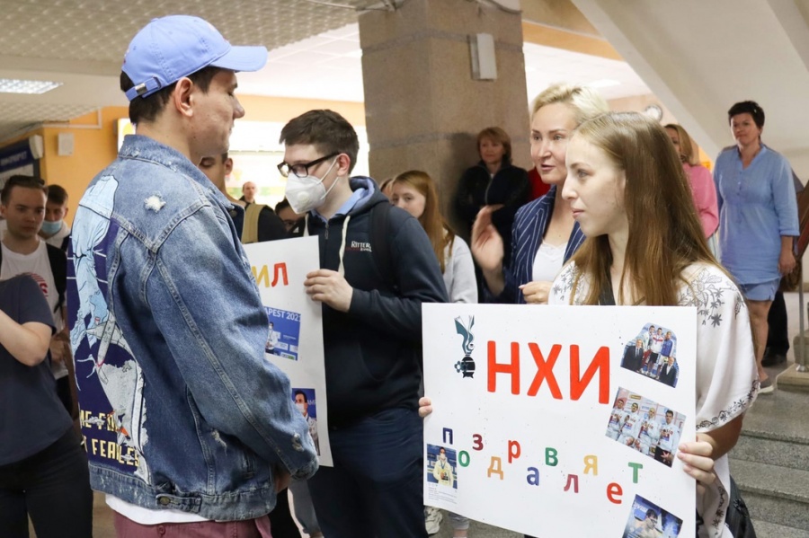 Чемпион Европы Мартин Малютин об учебе в ОмГТУ, успехах и дальнейших спортивных планах Чемпион Европы Мартин Малютин об учебе в ОмГТУ, успехах и дальнейших спортивных планах