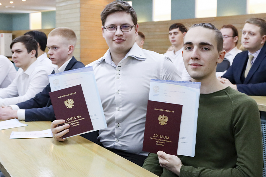 Колледж ОмГТУ выпустил первых целевиков для ООО «Автоматика-сервис» Колледж ОмГТУ выпустил первых целевиков для ООО «Автоматика-сервис»