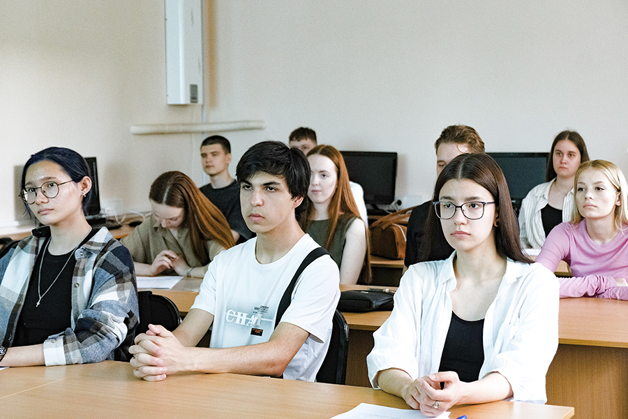 В вузе обсудили организационно-управленческие аспекты работы предприятий российских регионов В вузе обсудили организационно-управленческие аспекты работы предприятий российских регионов