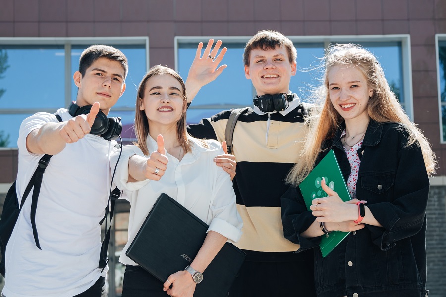 Около 2600 абитуриентов смогут поступить в Омский политех на бюджет Около 2600 абитуриентов смогут поступить в Омский политех на бюджет