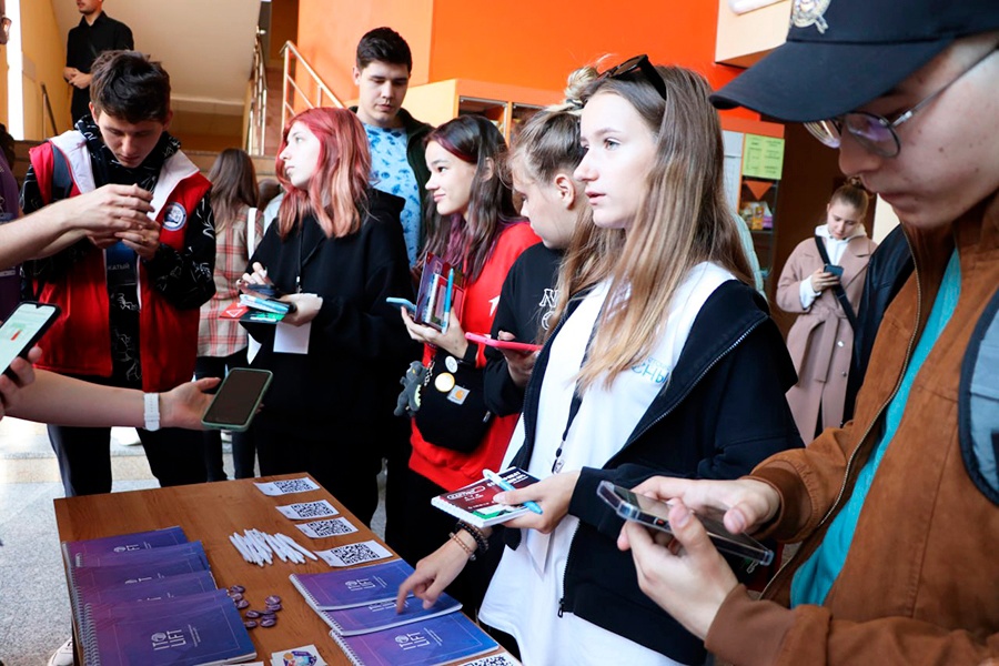 � ����� ������ ����������� HappyDev Lite