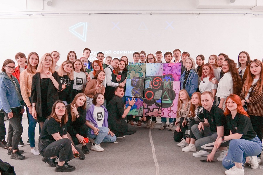 В ОмГТУ прошел семинар амбассадоров конкурса «Твой ход» В ОмГТУ прошел семинар амбассадоров конкурса «Твой ход»