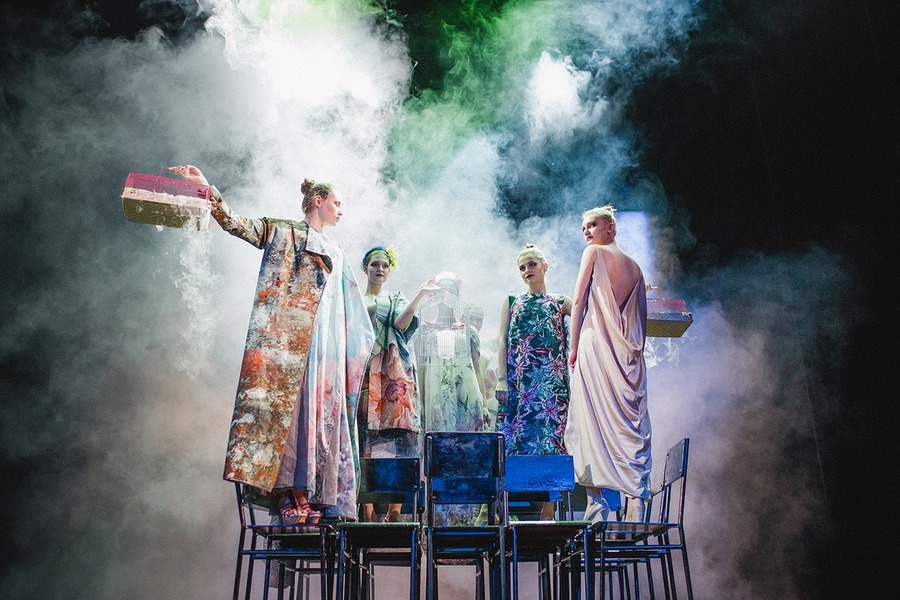 «35 зим»: театр мод ОбраZ отметил свой юбилей «35 зим»: театр мод ОбраZ отметил свой юбилей