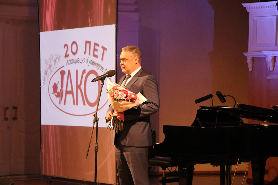 В Омске отметили Международный День повара и 20-летие Ассоциации омских кулинаров В Омске отметили Международный День повара и 20-летие Ассоциации омских кулинаров