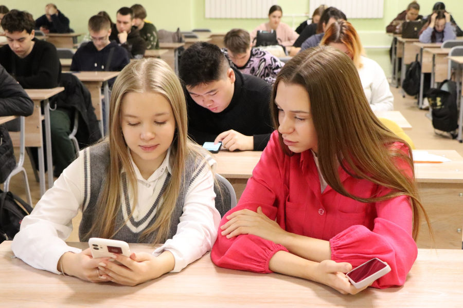 В Омском политехе прошел Всероссийский экономический диктант В Омском политехе прошел Всероссийский экономический диктант