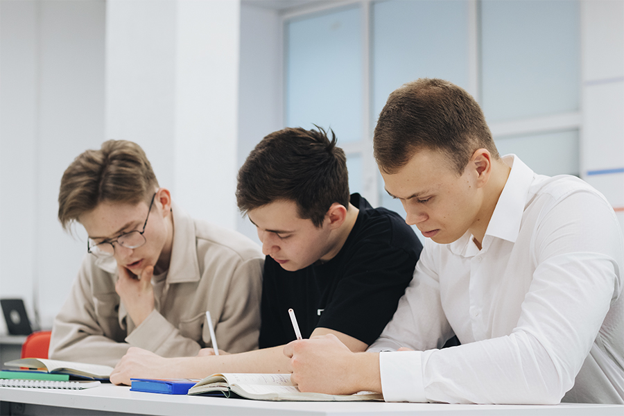 Научные мероприятия ОмГТУ для школьников вошли в перечень Минпросвещения России Научные мероприятия ОмГТУ для школьников вошли в перечень Минпросвещения России