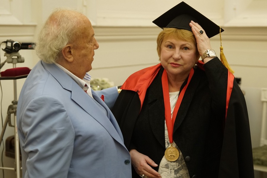 Профессор ОмГТУ пополнила ряды почётных членов РАХ Профессор ОмГТУ пополнила ряды почётных членов РАХ