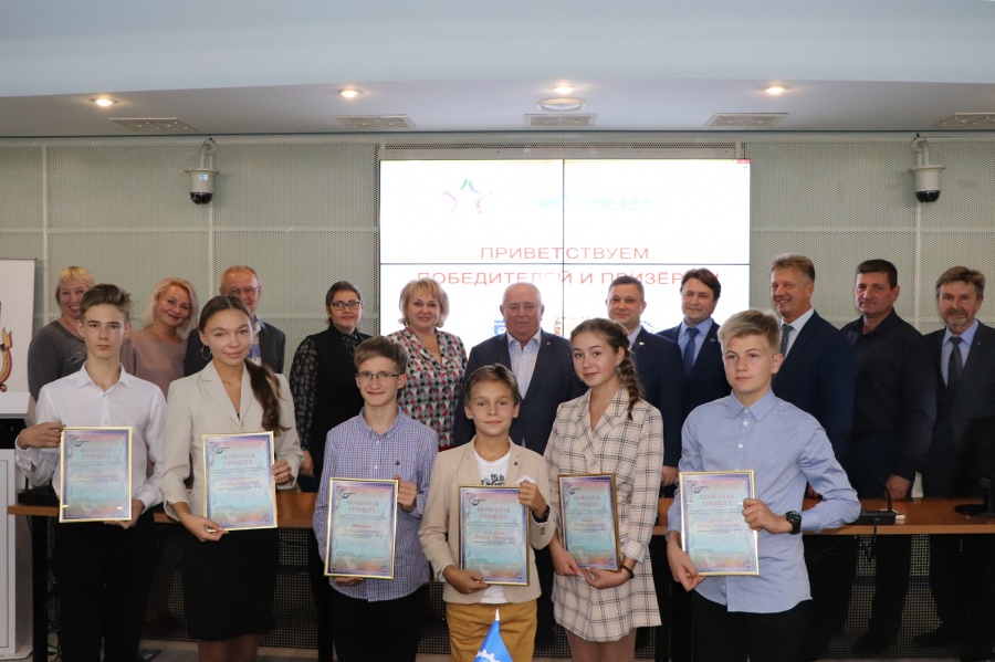 В ОмГТУ прошло награждение призеров олимпиады «Звезда» В ОмГТУ прошло награждение призеров олимпиады «Звезда»