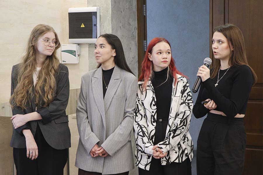 Студенты Омского политеха разработали дизайн-проекты для четырех школ города Студенты Омского политеха разработали дизайн-проекты для четырех школ города