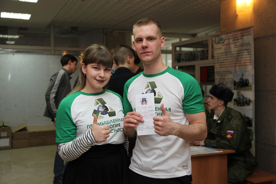 Высокие результаты ЕГЭ – достойная стипендия в ОмГТУ Высокие результаты ЕГЭ – достойная стипендия в ОмГТУ