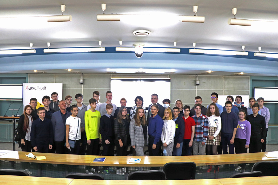 В Омском политехе состоялось открытие Яндекс.Лицея В Омском политехе состоялось открытие Яндекс.Лицея