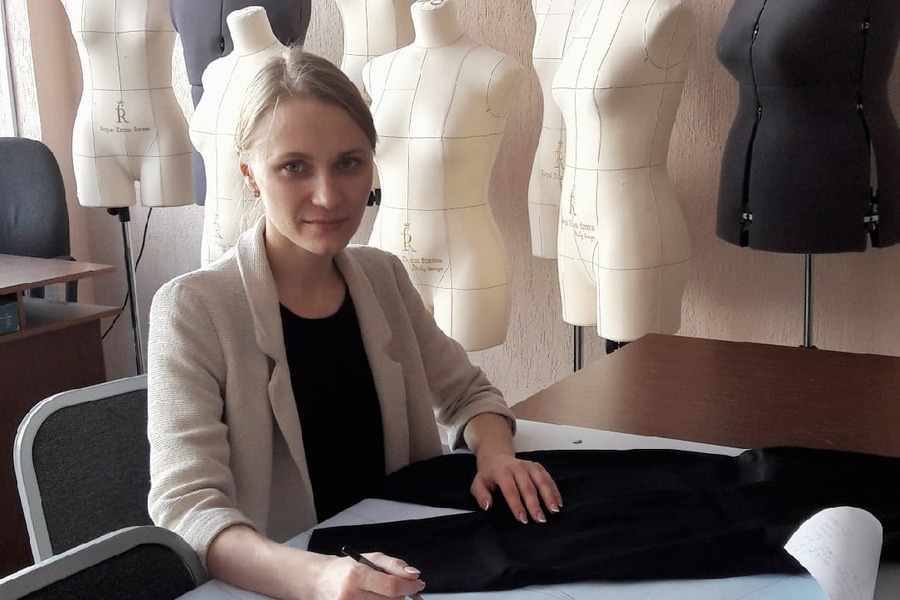 Аспирантка Омского политеха разрабатывает умный костюм для индивидуальной защиты Аспирантка Омского политеха разрабатывает умный костюм для индивидуальной защиты