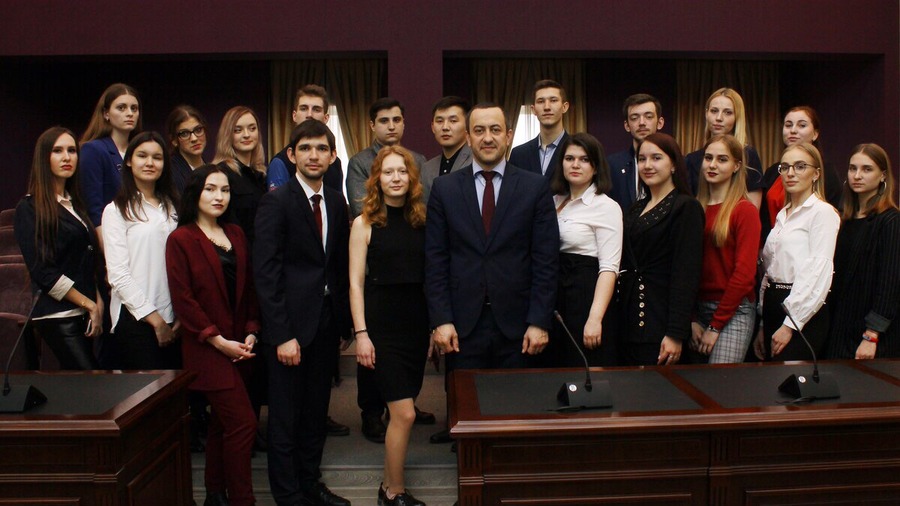 «ДИАЛОГ НА РАВНЫХ – ПЕРЕЗАГРУЗКА»: студент опорного вуза пройдет стажировку в Правительстве Омской области. «ДИАЛОГ НА РАВНЫХ – ПЕРЕЗАГРУЗКА»: студент опорного вуза пройдет стажировку в Правительстве Омской области.