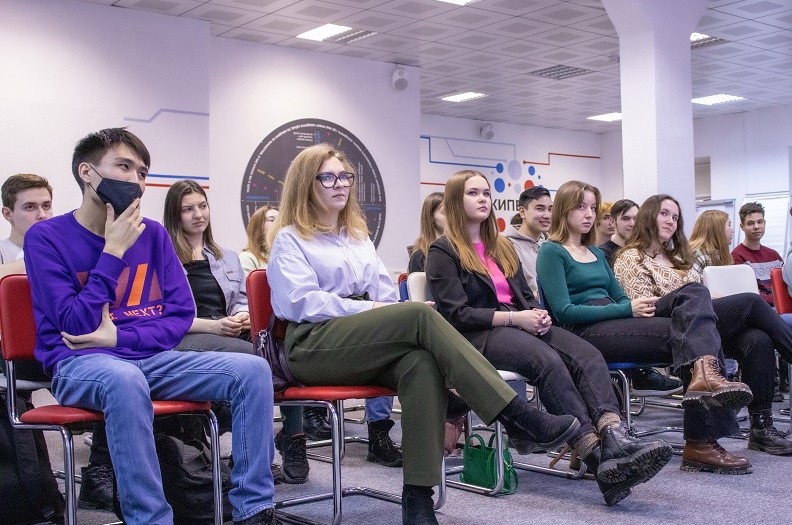 С предпринимательством на ты. Как ОмГТУ готовит студентов-бизнесменов С предпринимательством на ты. Как ОмГТУ готовит студентов-бизнесменов