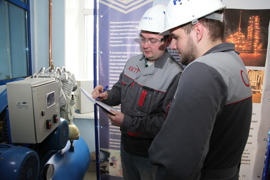 ОмГТУ приступит к обучению граждан предпенсионного возраста по международным стандартам WorldSkills ОмГТУ приступит к обучению граждан предпенсионного возраста по международным стандартам WorldSkills