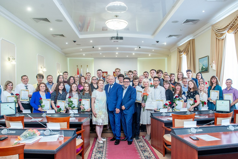 Политехники получили благодарственные письма от мэра Омска Политехники получили благодарственные письма от мэра Омска