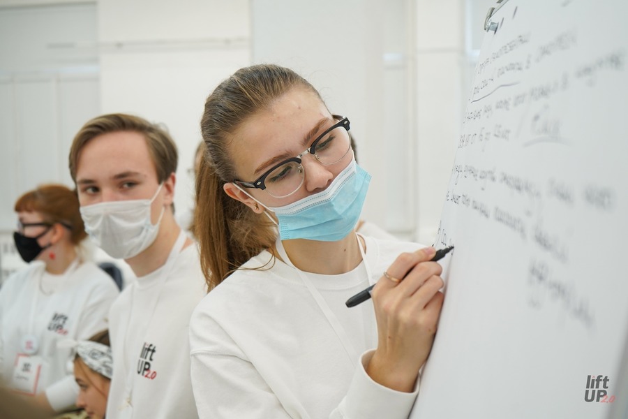 #думайнекаквсе: обучающиеся омских учебных заведений представили свои проекты на образовательном интенсиве в ОмГТУ #думайнекаквсе: обучающиеся омских учебных заведений представили свои проекты на образовательном интенсиве в ОмГТУ