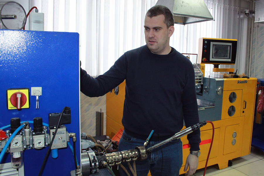 ������ ��������������� ����������� �����������: ������� �����