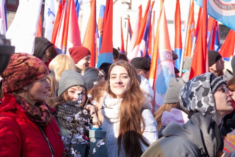 Студенты ОмГТУ приняли участие в первомайском параде Студенты ОмГТУ приняли участие в первомайском параде