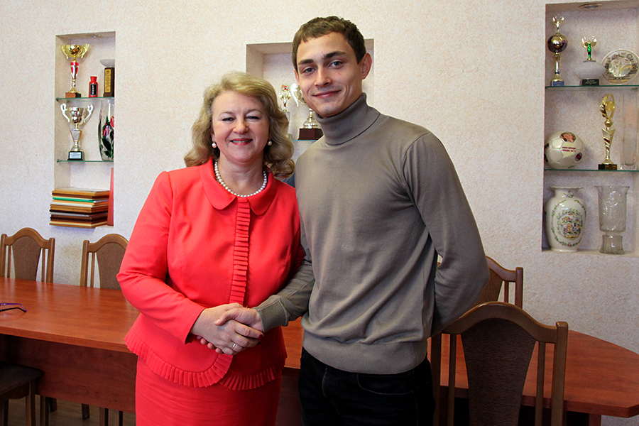 Ученым советом принято решение установить с 1 сентября 2017 г. новый размер повышенной государственной академической стипендии Ученым советом принято решение установить с 1 сентября 2017 г. новый размер повышенной государственной академической стипендии