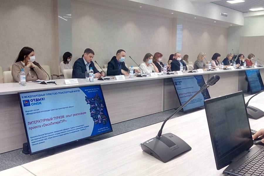 Студенты и сотрудники технического университета приняли участие в Международном туристско-транспортном форуме Студенты и сотрудники технического университета приняли участие в Международном туристско-транспортном форуме